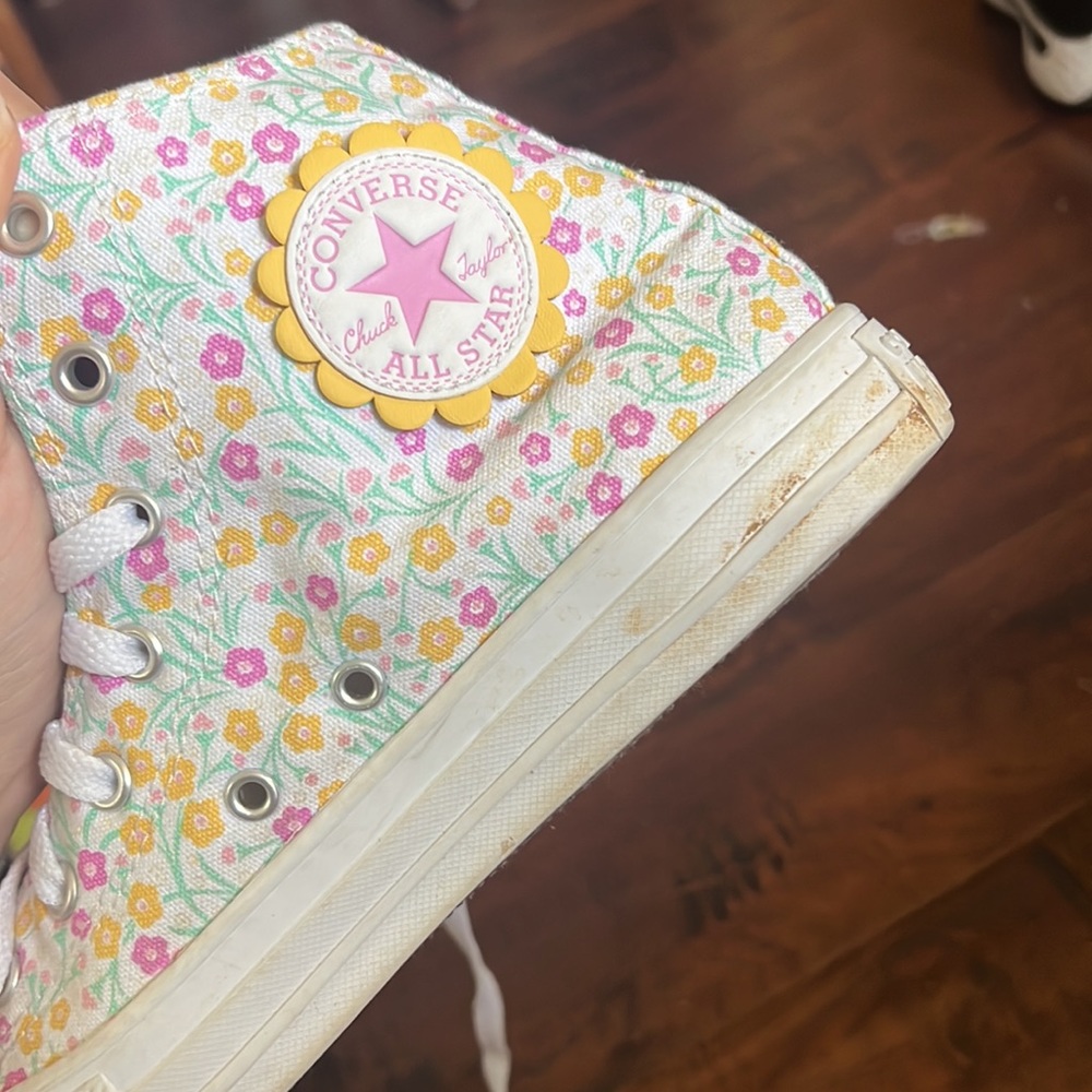 Floral converse - Picture 3 of 4